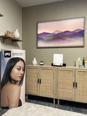 Le Spa by Tiffany LLC